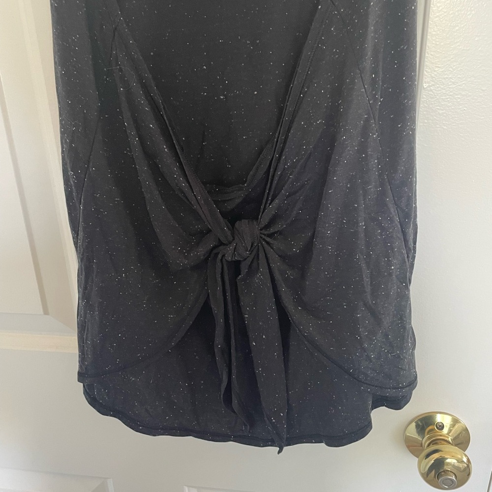 Lululemon Top - Picture 3 of 4